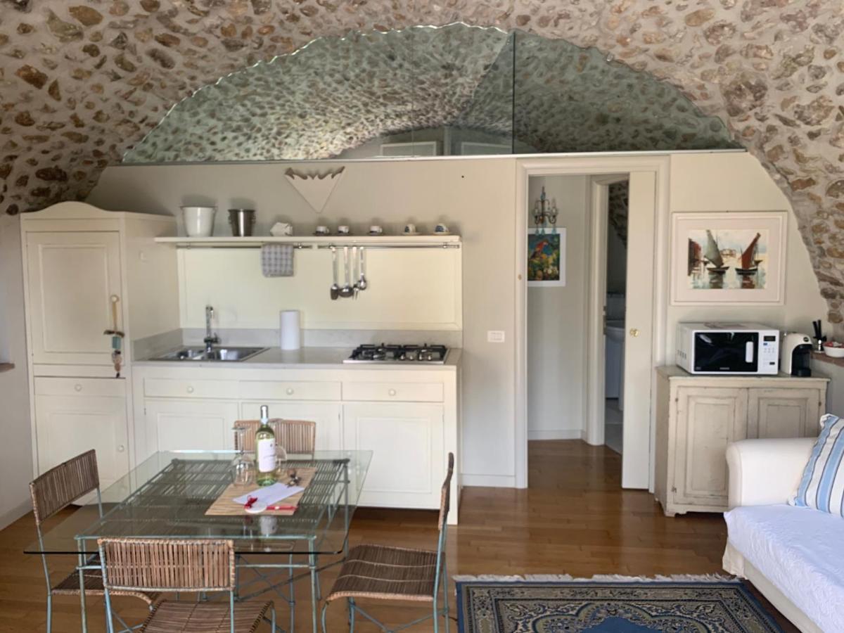 La Guarnigione Apartment Valeggio sul Mincio Bagian luar foto