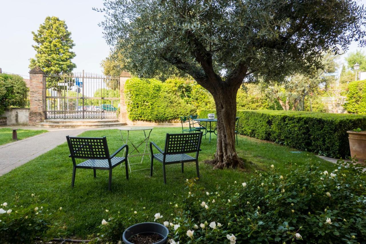 La Guarnigione Apartment Valeggio sul Mincio Bagian luar foto